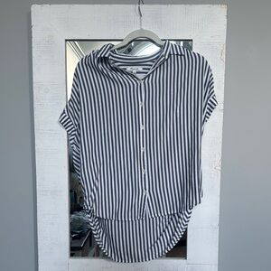 Madewell Striped Grey and White Button-Up Top